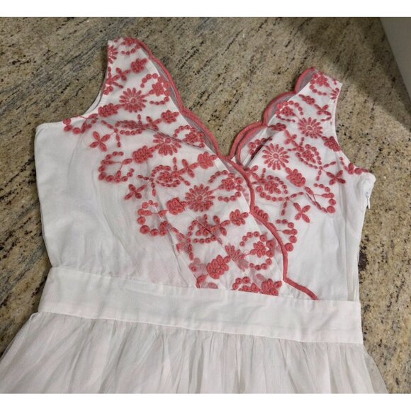 Garnet Hill Size Sz 2 Lacey Overlay Dress Sheer Sleeveless Mini Embroidered Pink - Picture 9 of 14